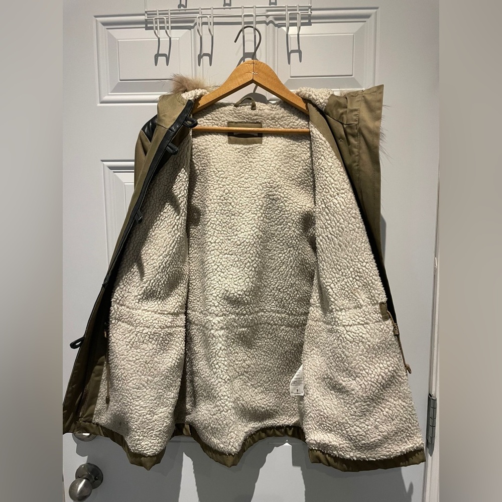 Chattawak Parka (Size L) - Perfect for Winter